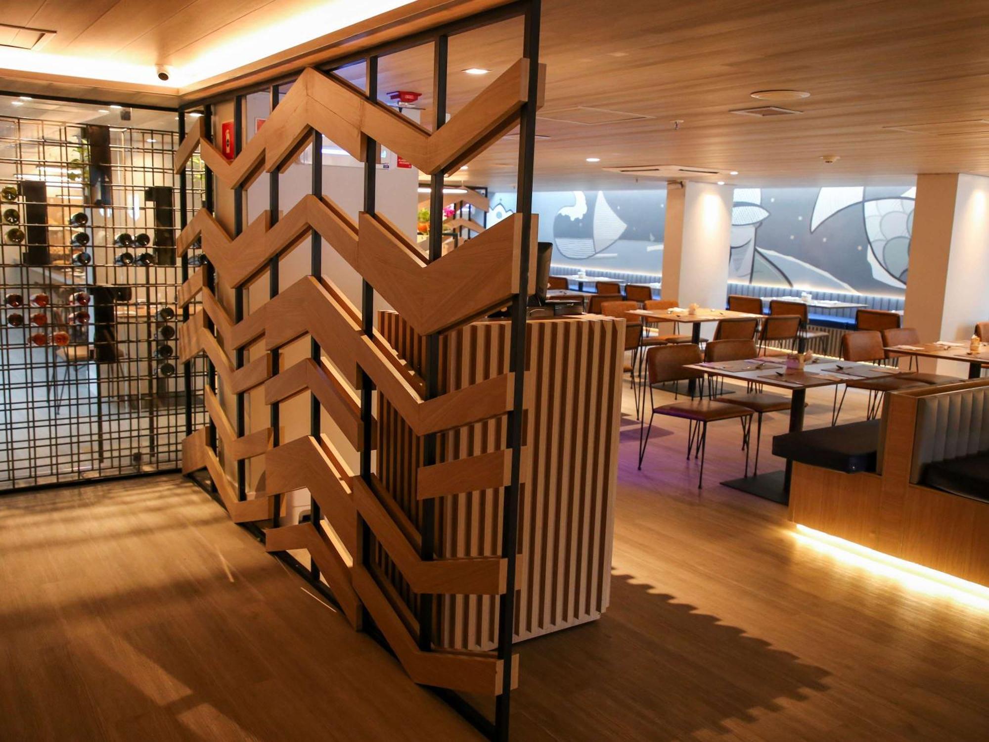Hotel Mercure Pajuçara 4*